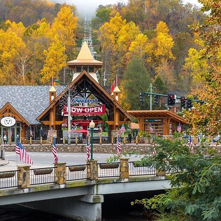Macys Hideaway Vila Sevierville Exterior foto